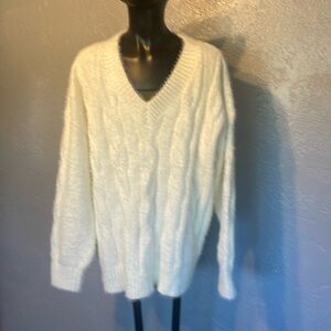 Lucky brand sweater no label new